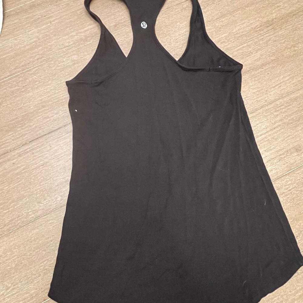 Black lululemon tank